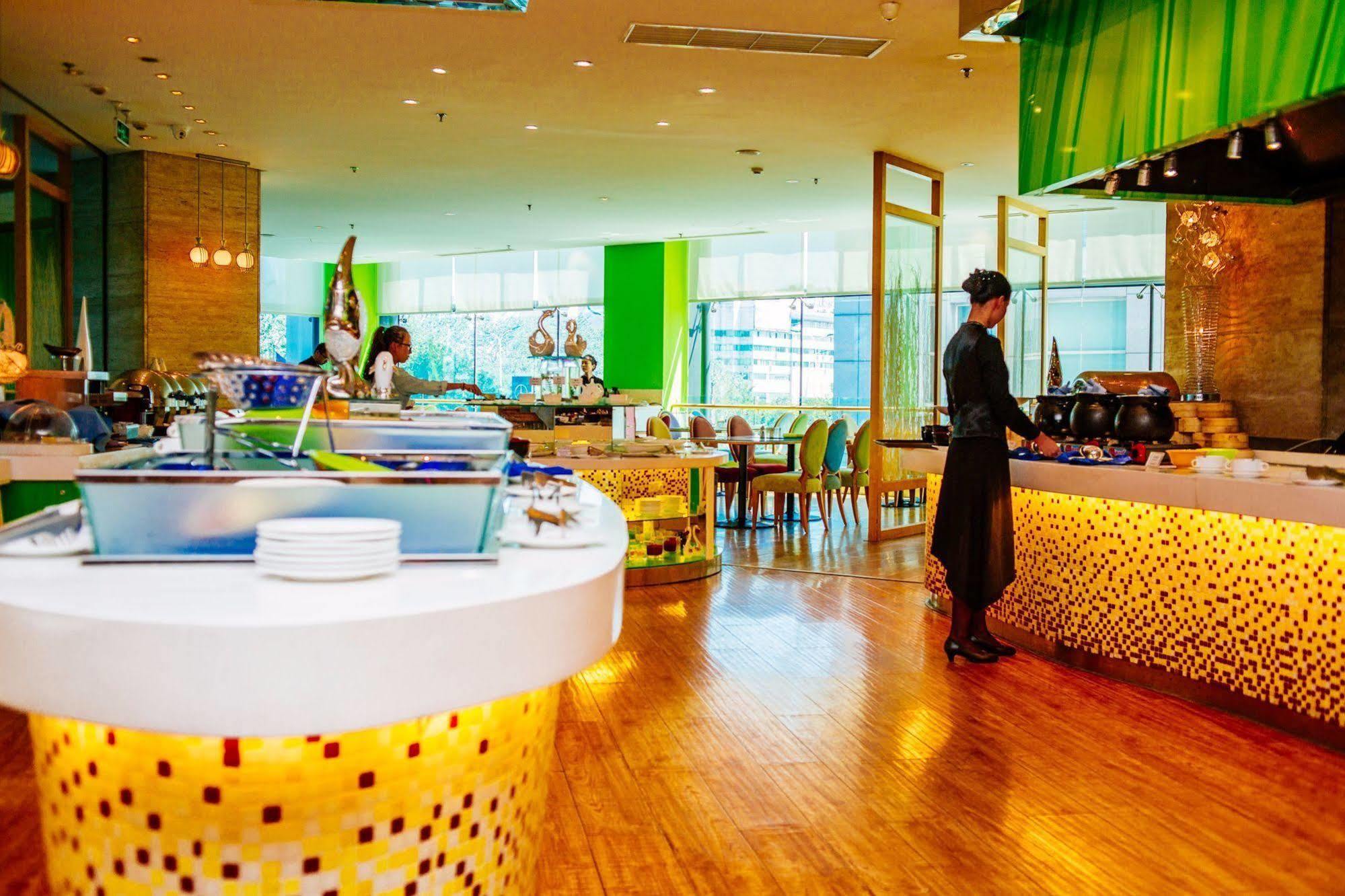 Weihai Haiyue Jianguo Hotel Esterno foto