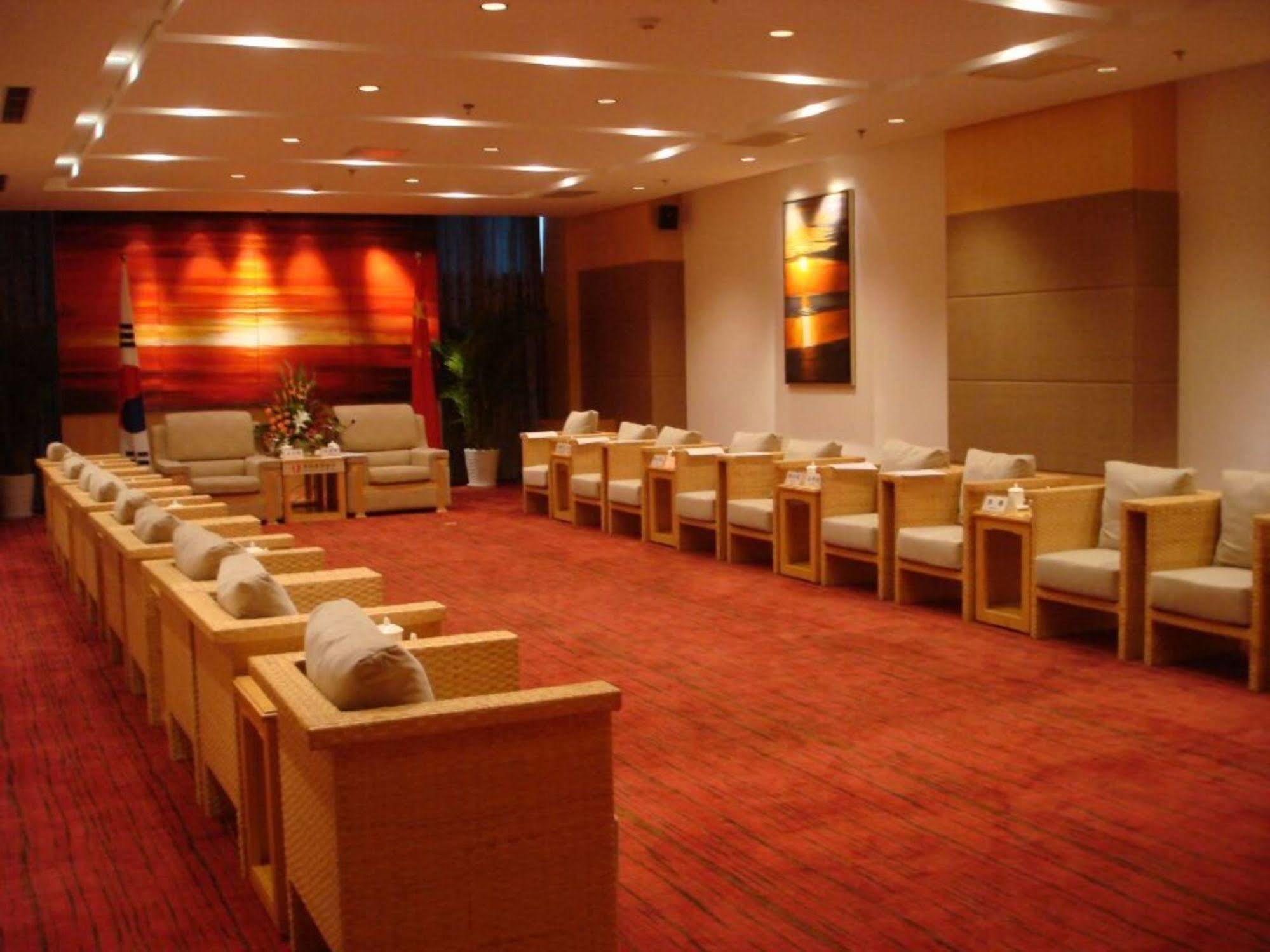 Weihai Haiyue Jianguo Hotel Esterno foto