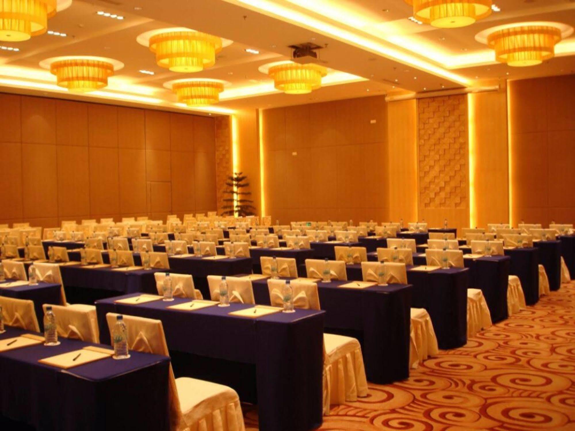 Weihai Haiyue Jianguo Hotel Esterno foto