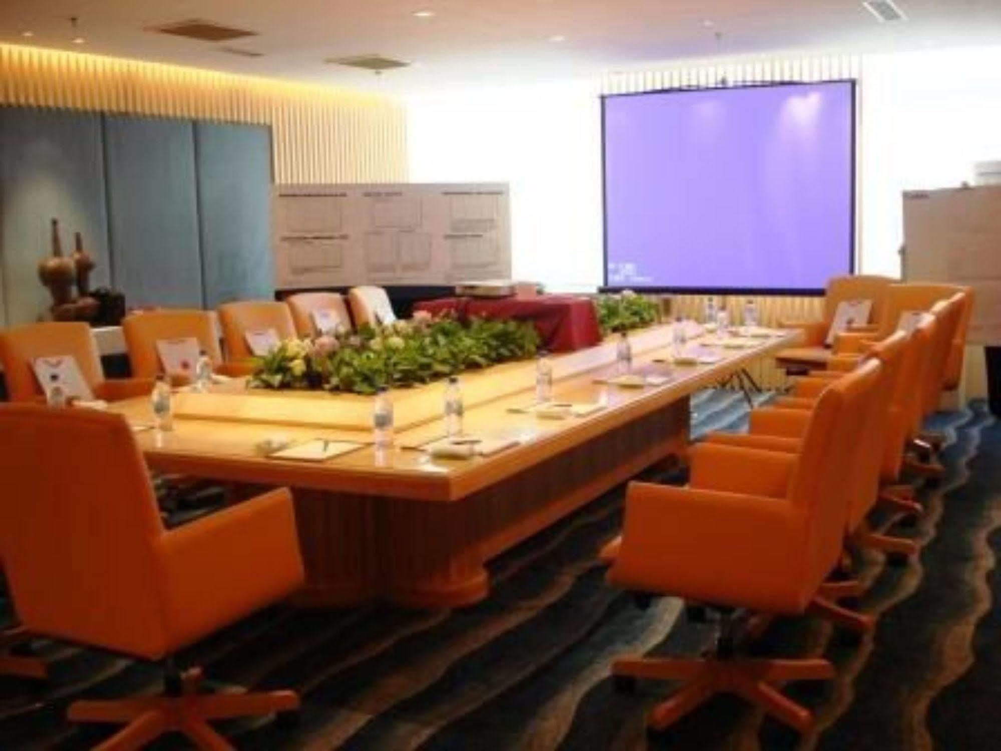Weihai Haiyue Jianguo Hotel Esterno foto