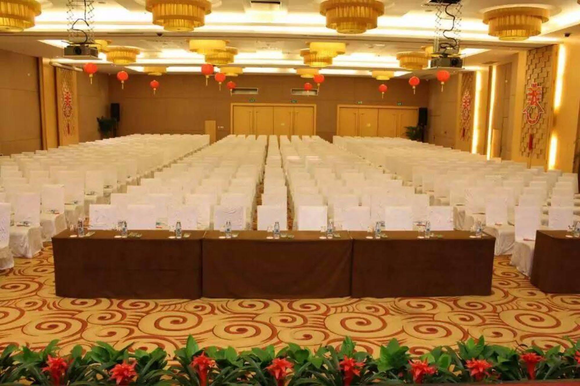 Weihai Haiyue Jianguo Hotel Esterno foto
