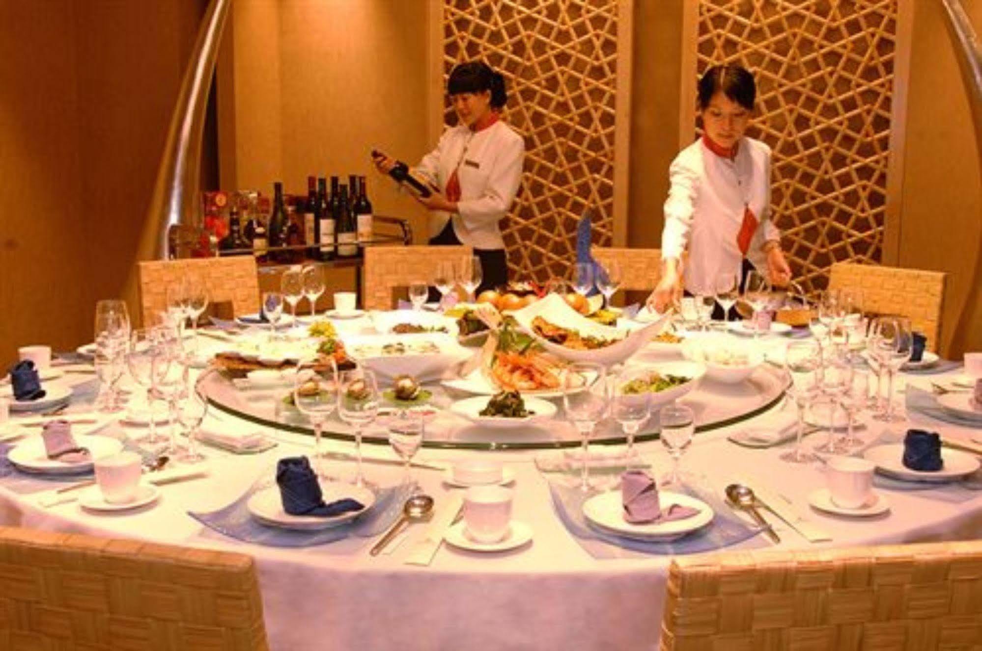 Weihai Haiyue Jianguo Hotel Esterno foto